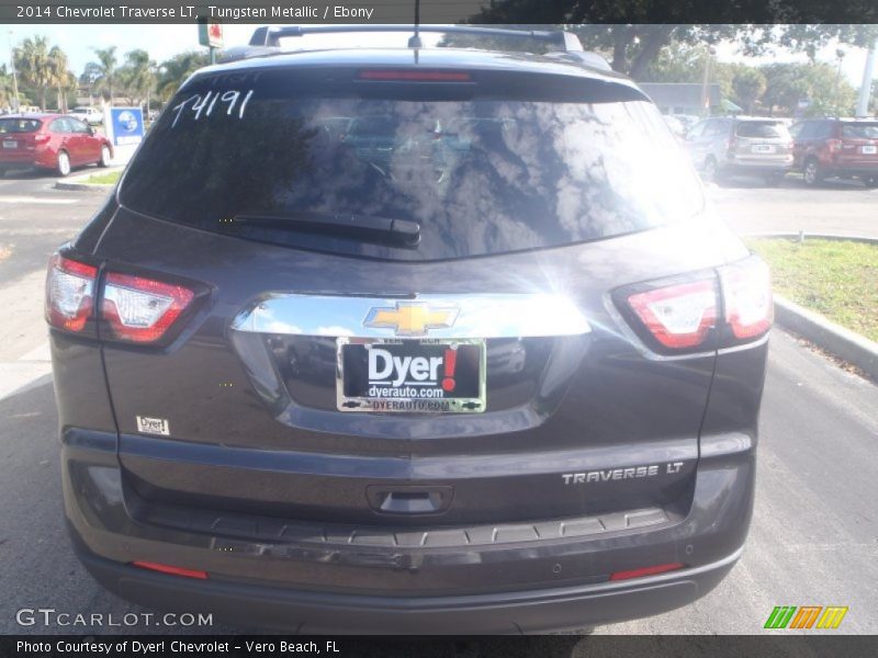 Tungsten Metallic / Ebony 2014 Chevrolet Traverse LT