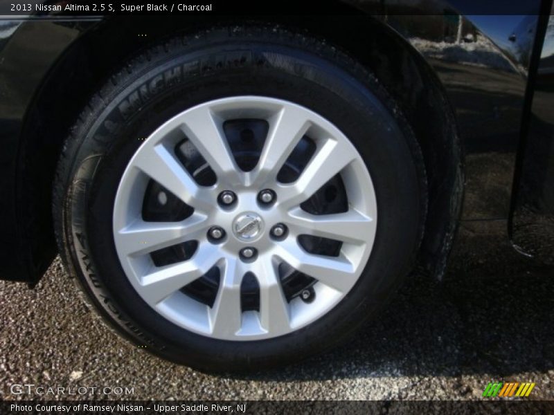 Super Black / Charcoal 2013 Nissan Altima 2.5 S