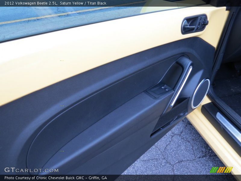 Saturn Yellow / Titan Black 2012 Volkswagen Beetle 2.5L