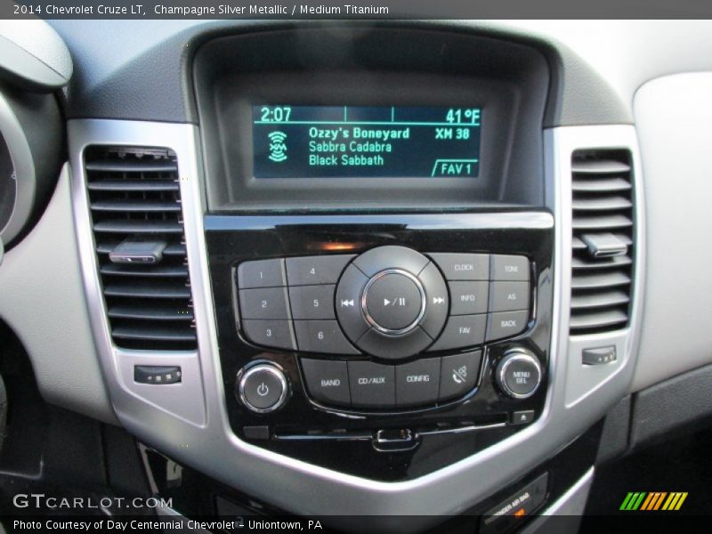 Champagne Silver Metallic / Medium Titanium 2014 Chevrolet Cruze LT
