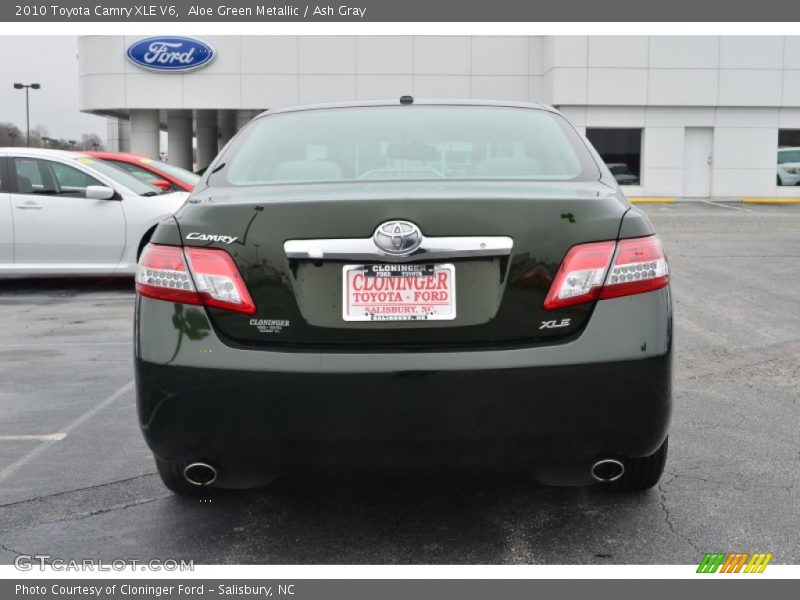 Aloe Green Metallic / Ash Gray 2010 Toyota Camry XLE V6