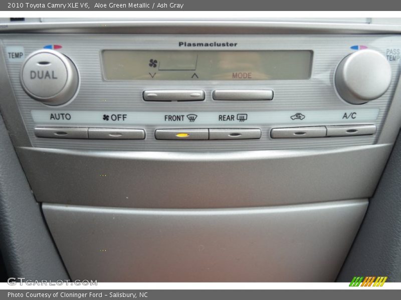 Aloe Green Metallic / Ash Gray 2010 Toyota Camry XLE V6