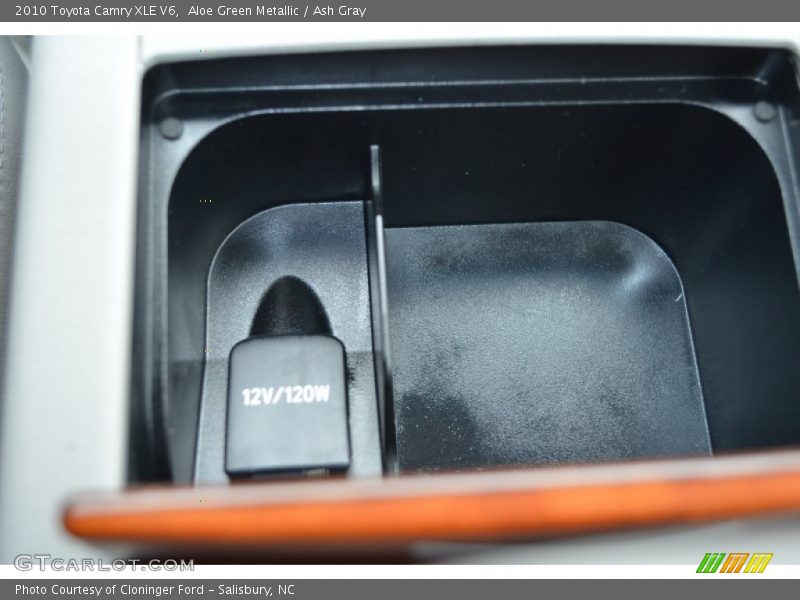 Aloe Green Metallic / Ash Gray 2010 Toyota Camry XLE V6