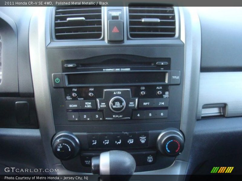 Polished Metal Metallic / Black 2011 Honda CR-V SE 4WD