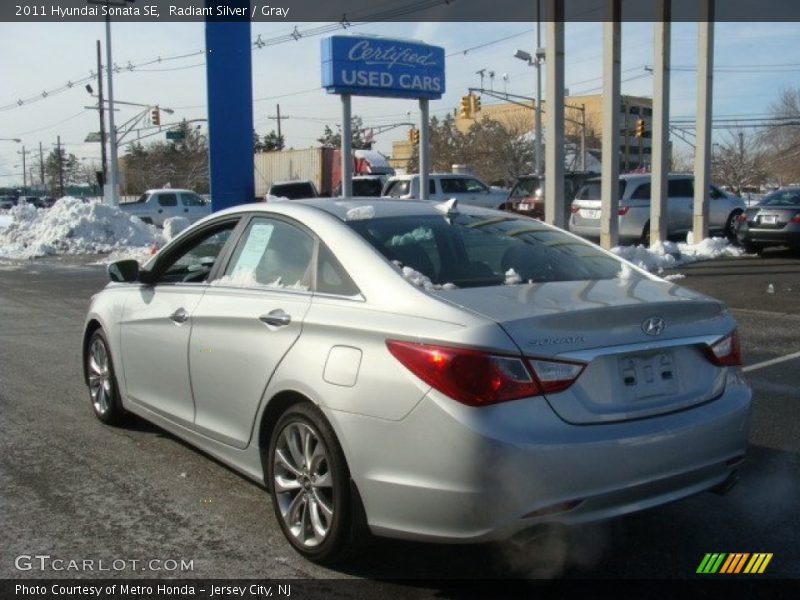 Radiant Silver / Gray 2011 Hyundai Sonata SE
