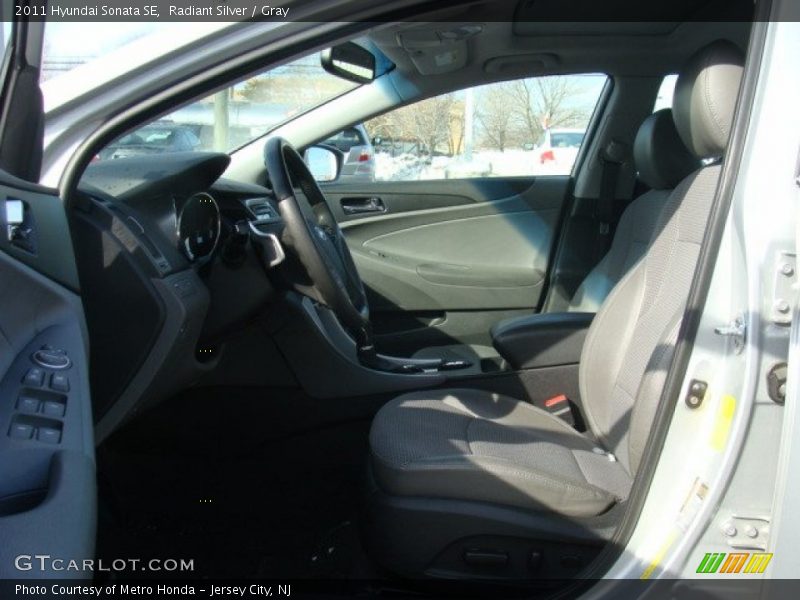 Radiant Silver / Gray 2011 Hyundai Sonata SE