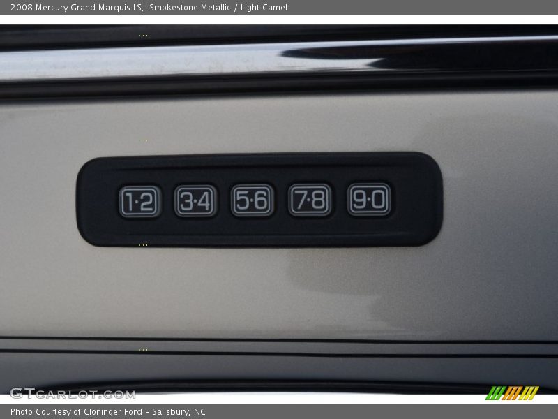 Smokestone Metallic / Light Camel 2008 Mercury Grand Marquis LS