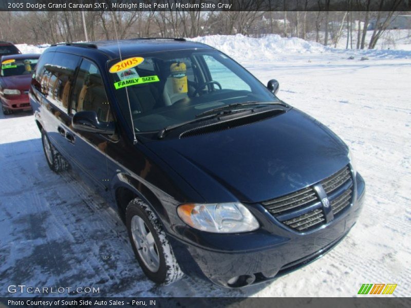 Midnight Blue Pearl / Medium Slate Gray 2005 Dodge Grand Caravan SXT