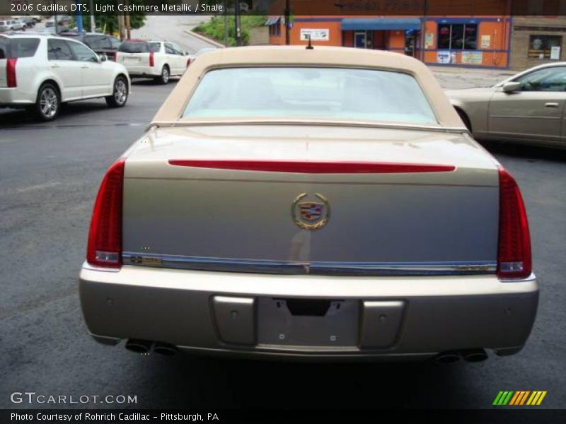 Light Cashmere Metallic / Shale 2006 Cadillac DTS