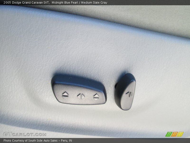 Midnight Blue Pearl / Medium Slate Gray 2005 Dodge Grand Caravan SXT