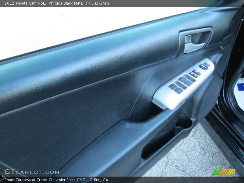 Attitude Black Metallic / Black/Ash 2012 Toyota Camry SE
