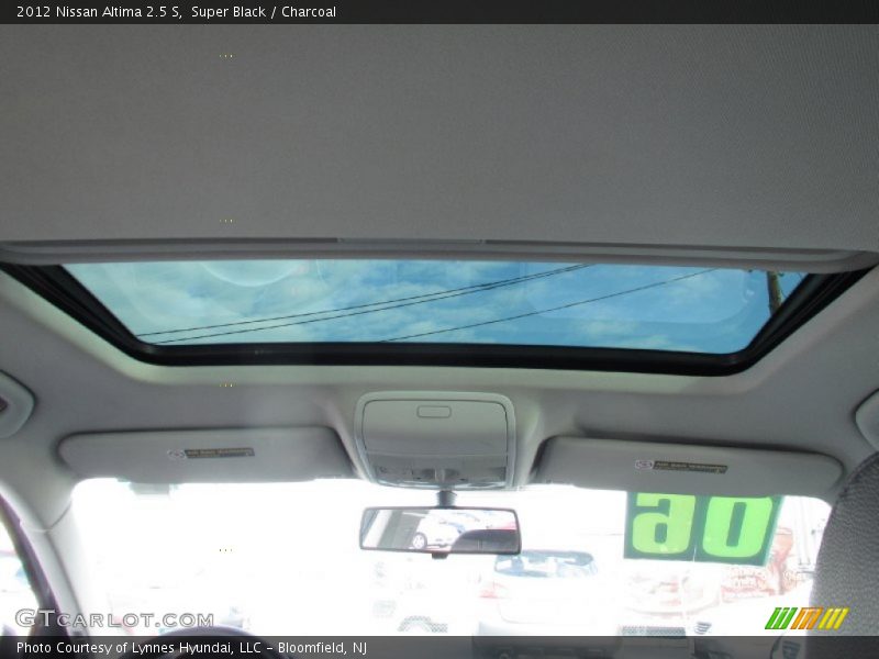 Super Black / Charcoal 2012 Nissan Altima 2.5 S
