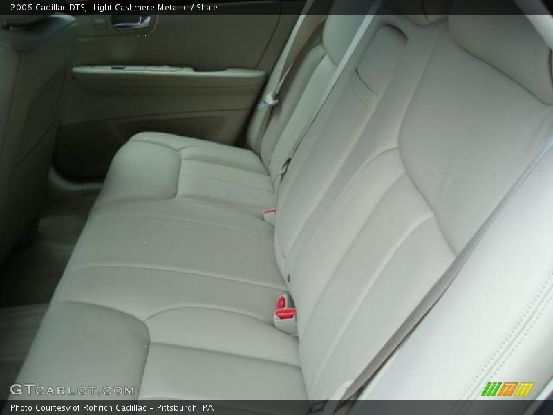 Light Cashmere Metallic / Shale 2006 Cadillac DTS