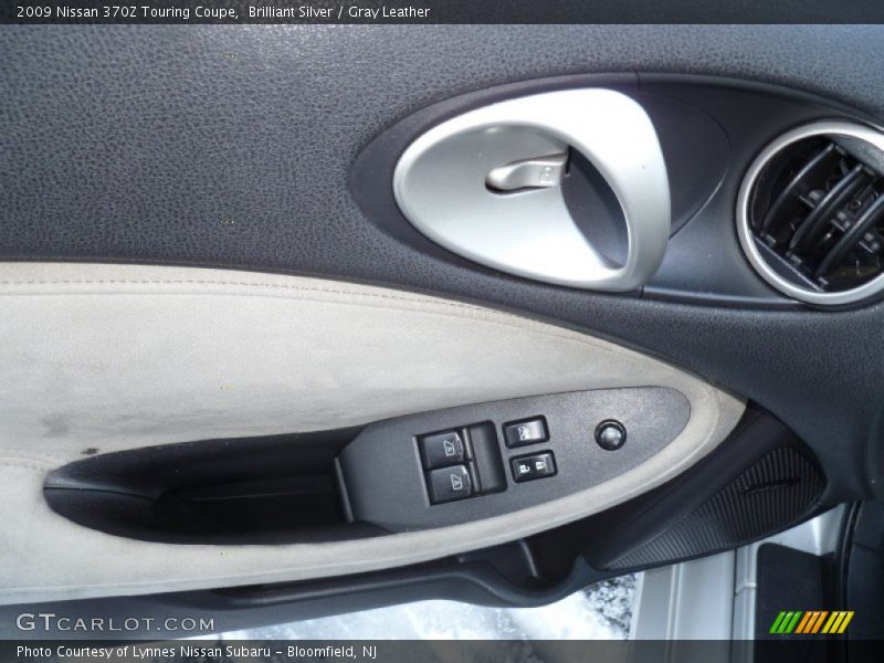 Brilliant Silver / Gray Leather 2009 Nissan 370Z Touring Coupe