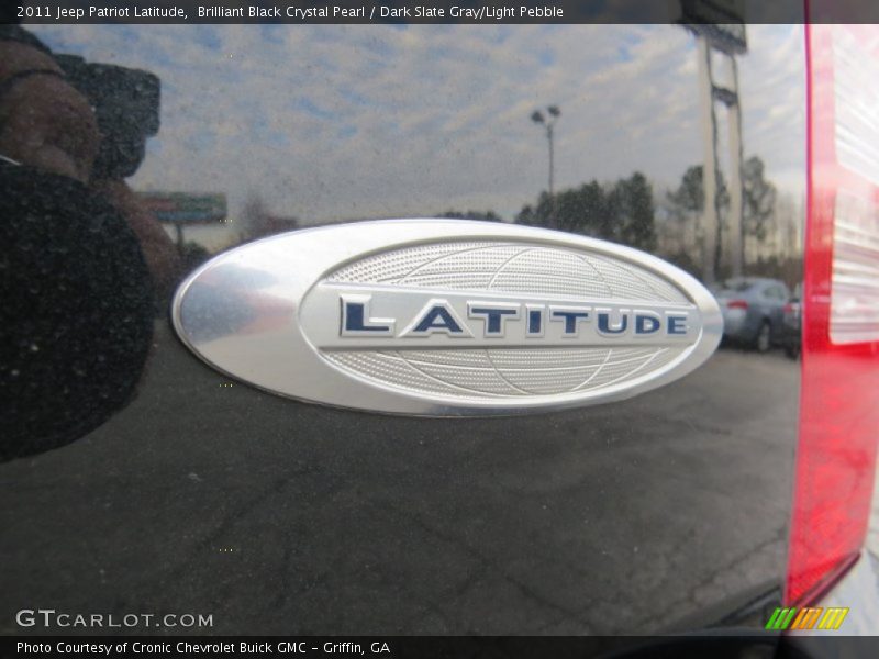 Brilliant Black Crystal Pearl / Dark Slate Gray/Light Pebble 2011 Jeep Patriot Latitude