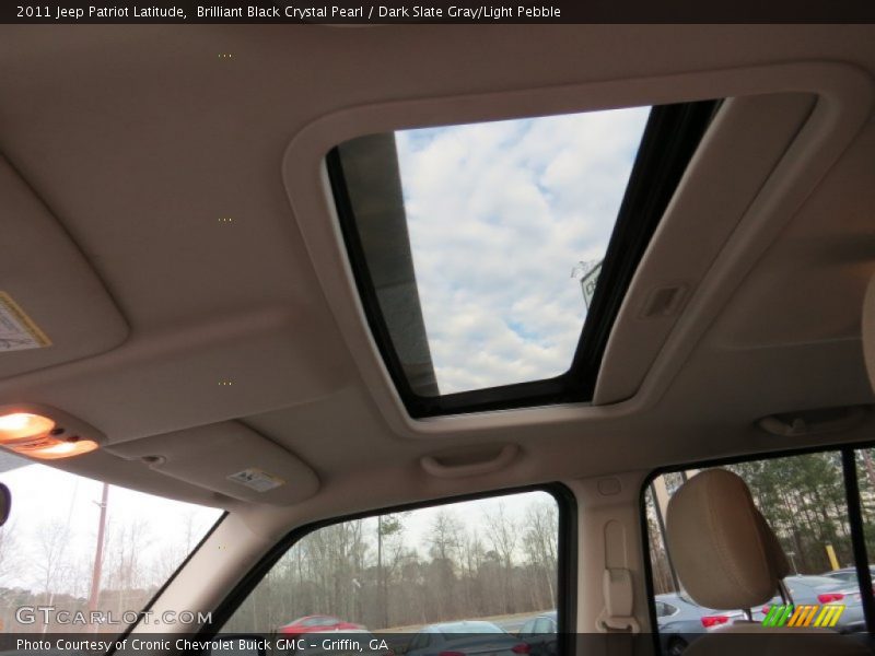 Brilliant Black Crystal Pearl / Dark Slate Gray/Light Pebble 2011 Jeep Patriot Latitude