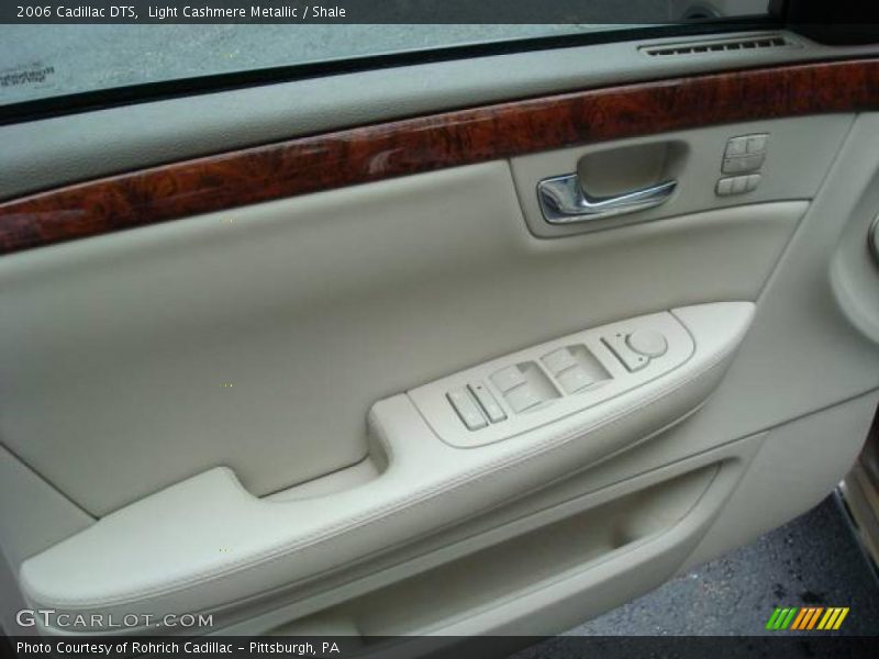 Light Cashmere Metallic / Shale 2006 Cadillac DTS
