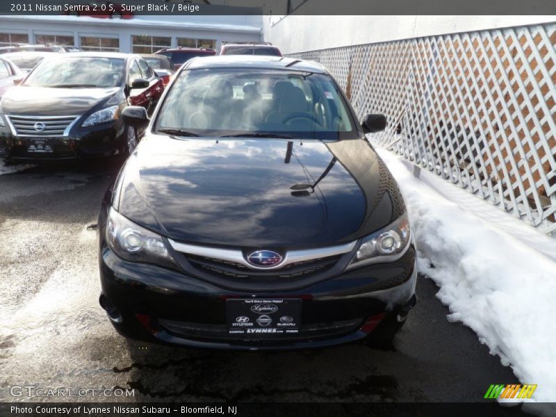 Super Black / Beige 2011 Nissan Sentra 2.0 S