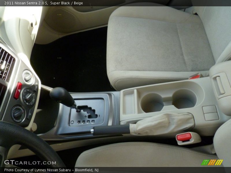 Super Black / Beige 2011 Nissan Sentra 2.0 S