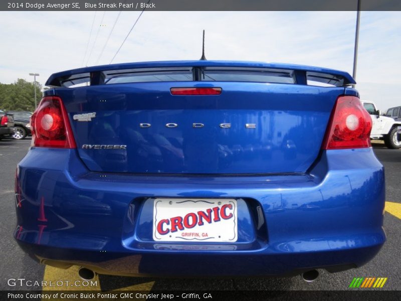 Blue Streak Pearl / Black 2014 Dodge Avenger SE