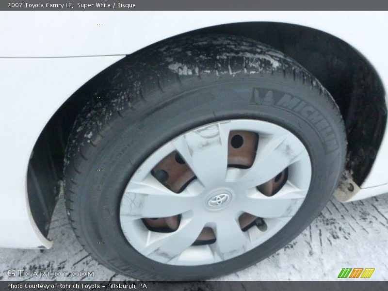 Super White / Bisque 2007 Toyota Camry LE