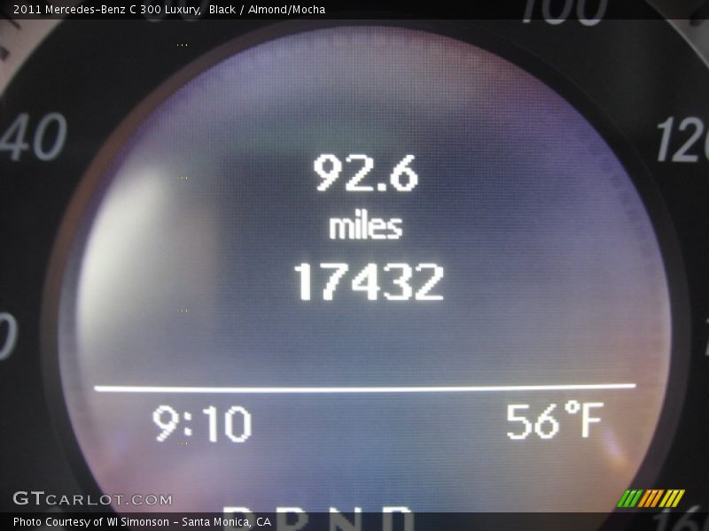 Black / Almond/Mocha 2011 Mercedes-Benz C 300 Luxury