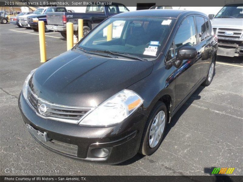 Super Black / Charcoal 2011 Nissan Versa 1.8 S Hatchback
