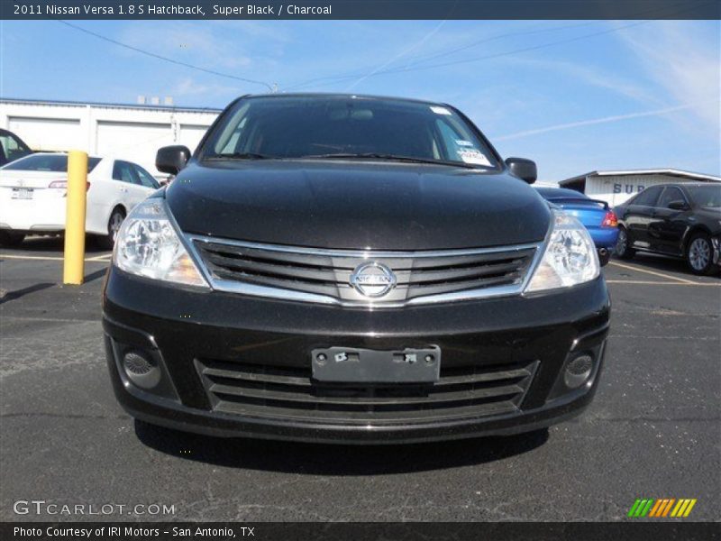 Super Black / Charcoal 2011 Nissan Versa 1.8 S Hatchback
