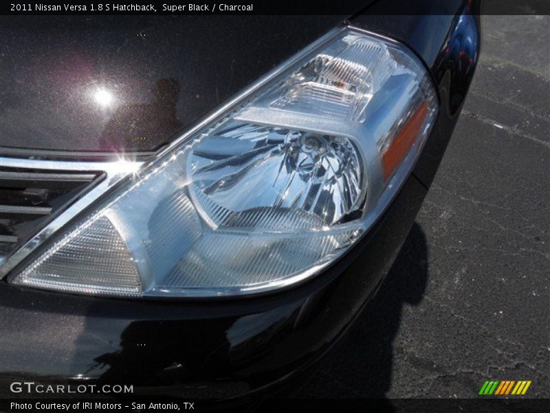 Super Black / Charcoal 2011 Nissan Versa 1.8 S Hatchback