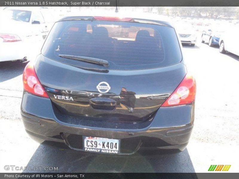 Super Black / Charcoal 2011 Nissan Versa 1.8 S Hatchback