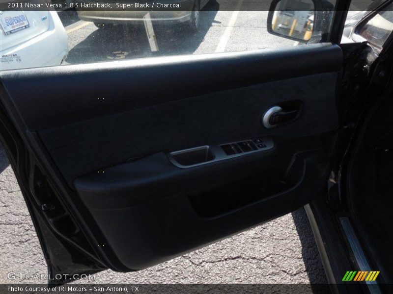 Super Black / Charcoal 2011 Nissan Versa 1.8 S Hatchback