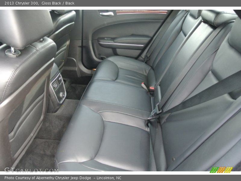 Gloss Black / Black 2013 Chrysler 300