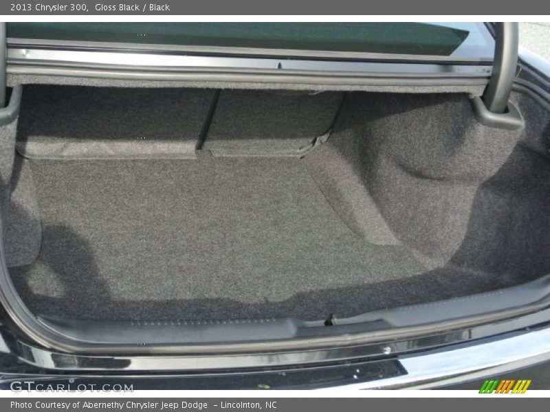 Gloss Black / Black 2013 Chrysler 300