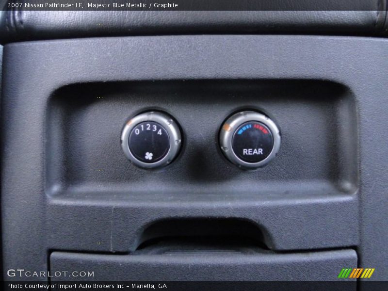 Majestic Blue Metallic / Graphite 2007 Nissan Pathfinder LE