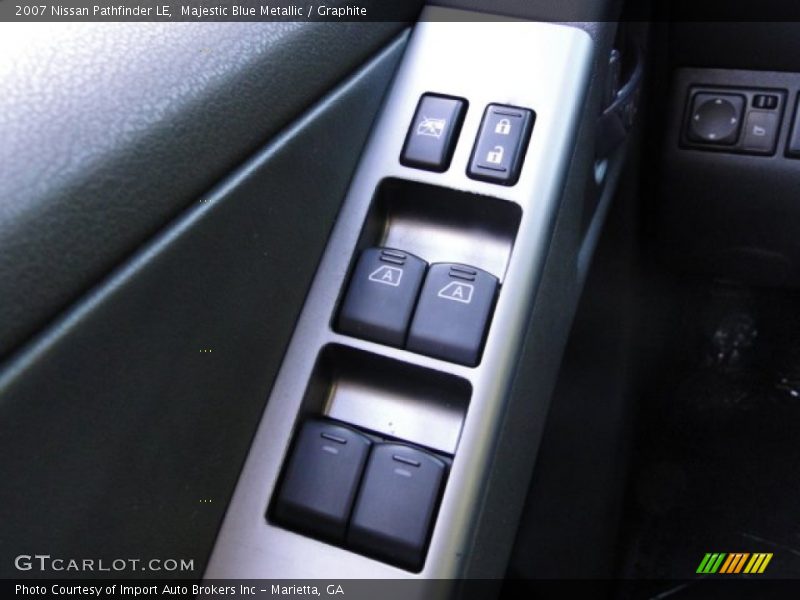 Majestic Blue Metallic / Graphite 2007 Nissan Pathfinder LE
