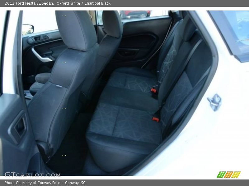 Oxford White / Charcoal Black 2012 Ford Fiesta SE Sedan