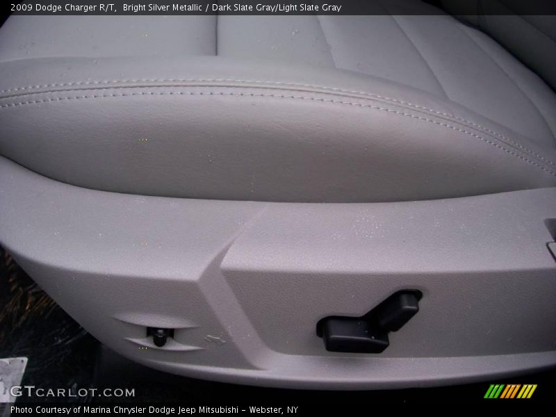 Bright Silver Metallic / Dark Slate Gray/Light Slate Gray 2009 Dodge Charger R/T