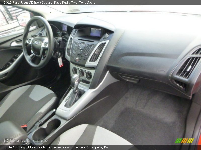 Race Red / Two-Tone Sport 2012 Ford Focus SE Sport Sedan