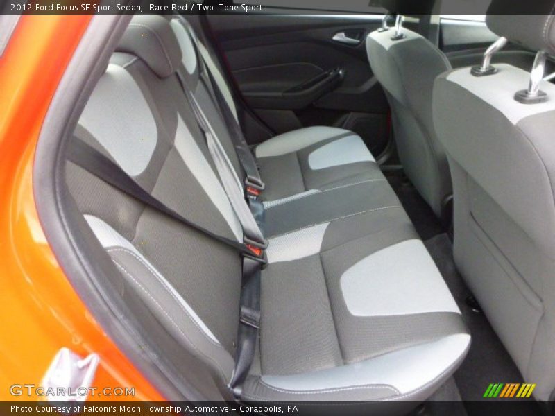Race Red / Two-Tone Sport 2012 Ford Focus SE Sport Sedan