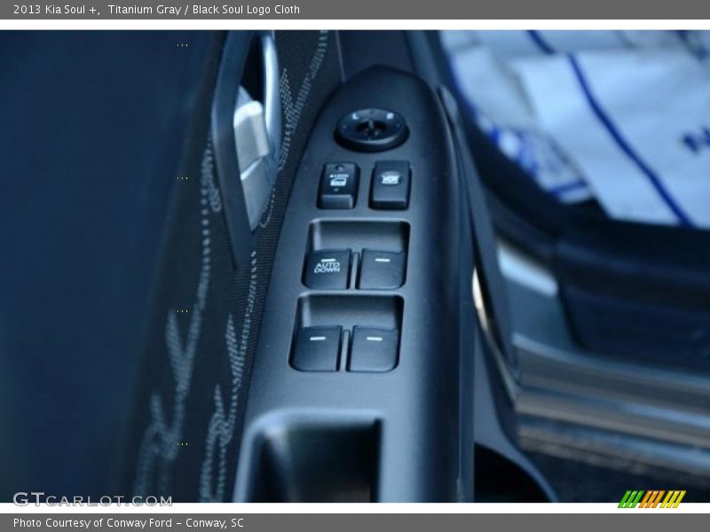 Titanium Gray / Black Soul Logo Cloth 2013 Kia Soul +