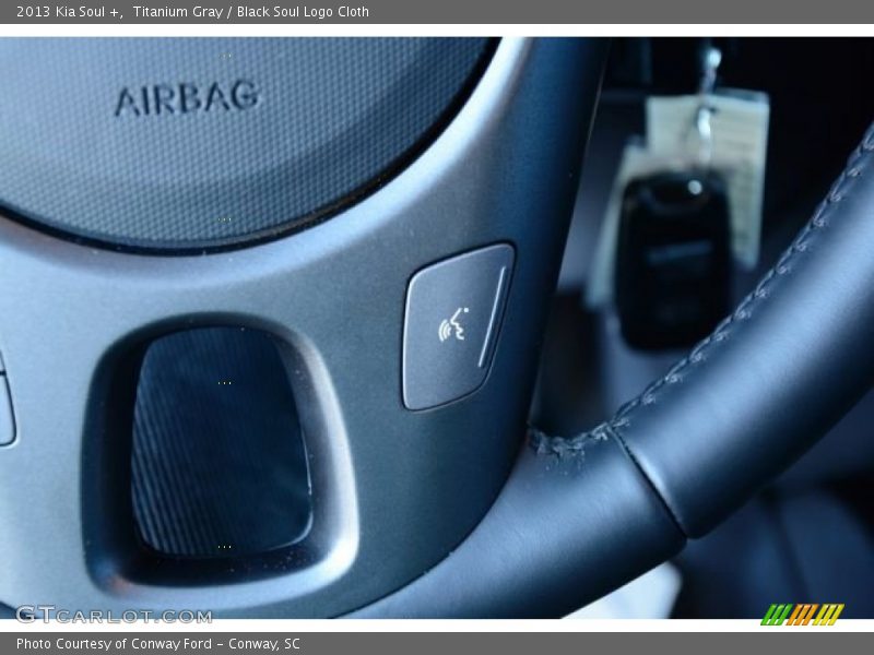 Titanium Gray / Black Soul Logo Cloth 2013 Kia Soul +