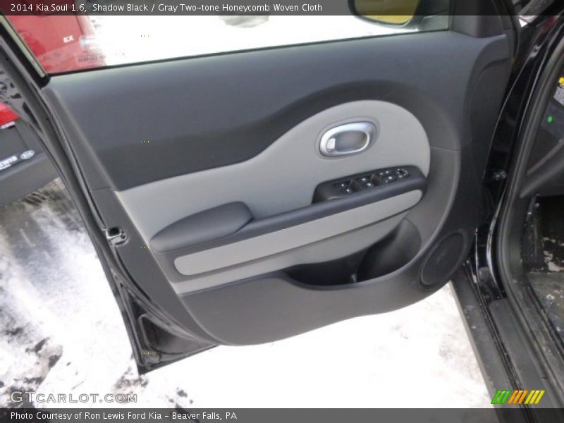 Shadow Black / Gray Two-tone Honeycomb Woven Cloth 2014 Kia Soul 1.6