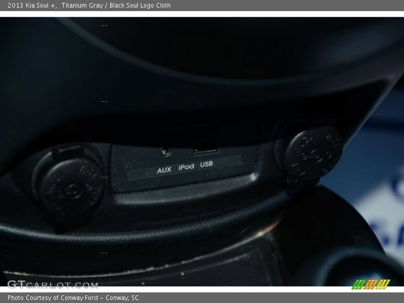 Titanium Gray / Black Soul Logo Cloth 2013 Kia Soul +