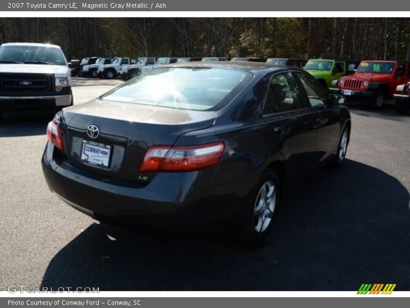 Magnetic Gray Metallic / Ash 2007 Toyota Camry LE