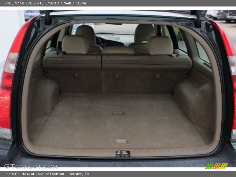 Emerald Green / Taupe 2001 Volvo V70 2.4T
