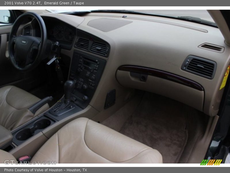 Emerald Green / Taupe 2001 Volvo V70 2.4T