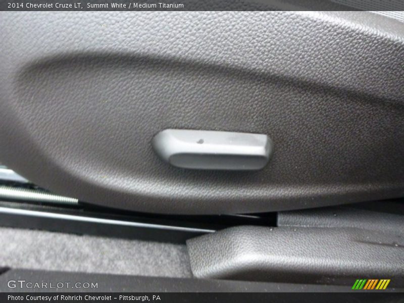 Summit White / Medium Titanium 2014 Chevrolet Cruze LT
