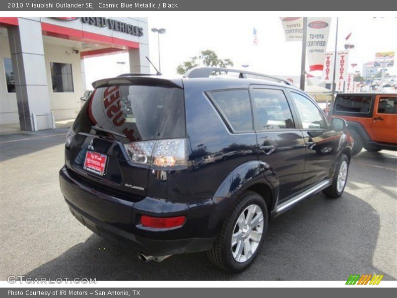 Cosmic Blue Metallic / Black 2010 Mitsubishi Outlander SE