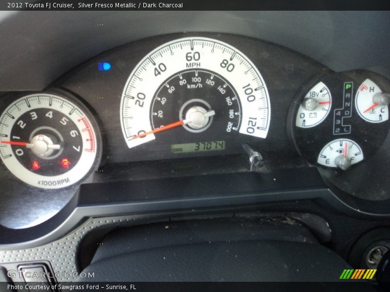  2012 FJ Cruiser   Gauges
