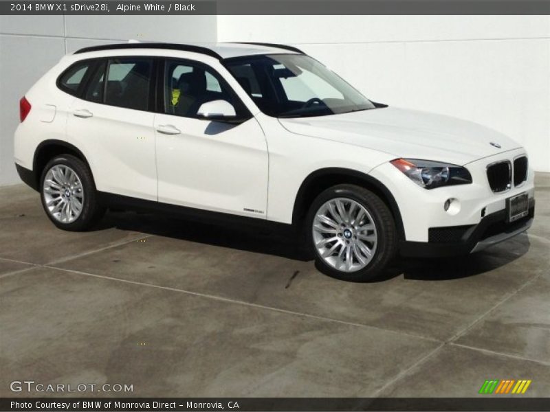 Alpine White / Black 2014 BMW X1 sDrive28i